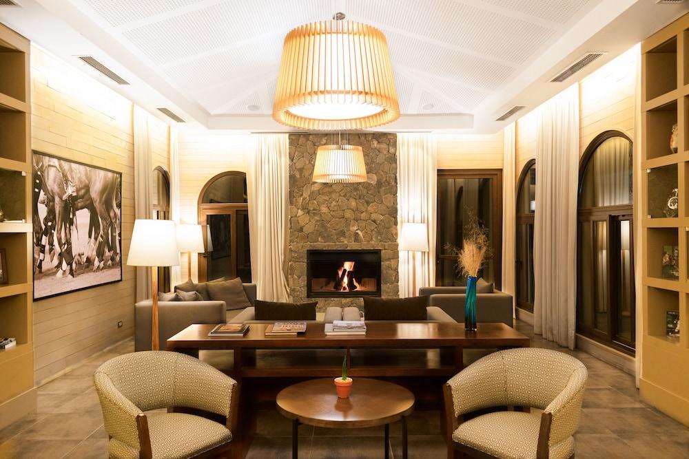 Hotel Grace Cafayate Extérieur photo The Library