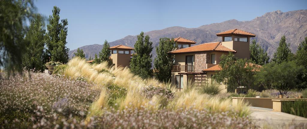 Hotel Grace Cafayate Extérieur photo The Village at Stone Canyon